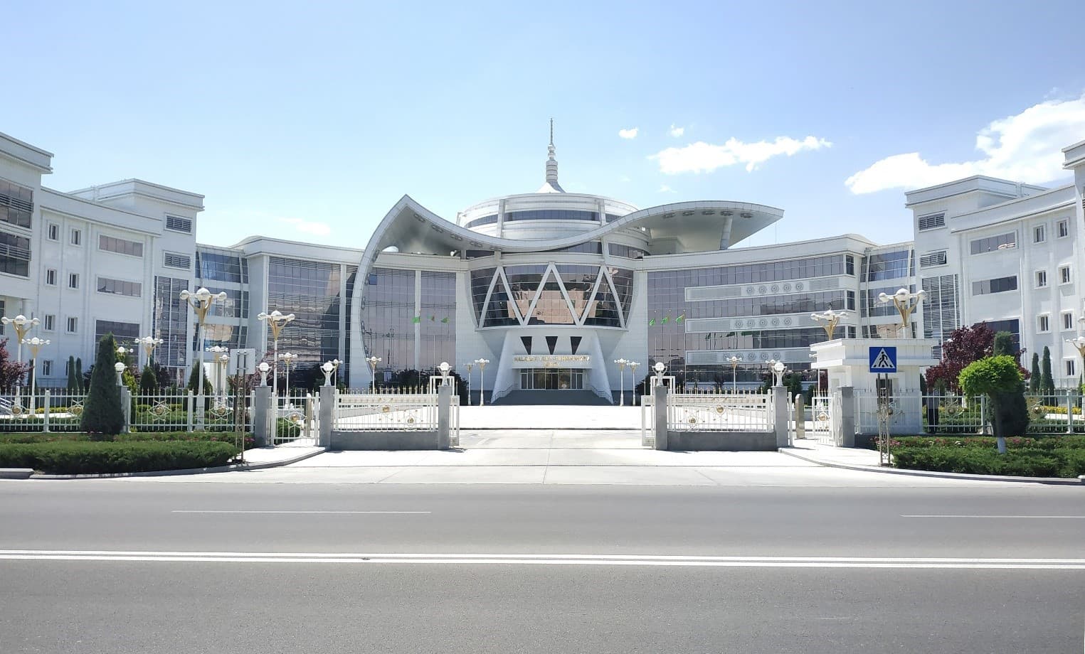 uchyonye-turkmenistana-i-uzbekistana-provodyat-sovmestnye-issledovaniya