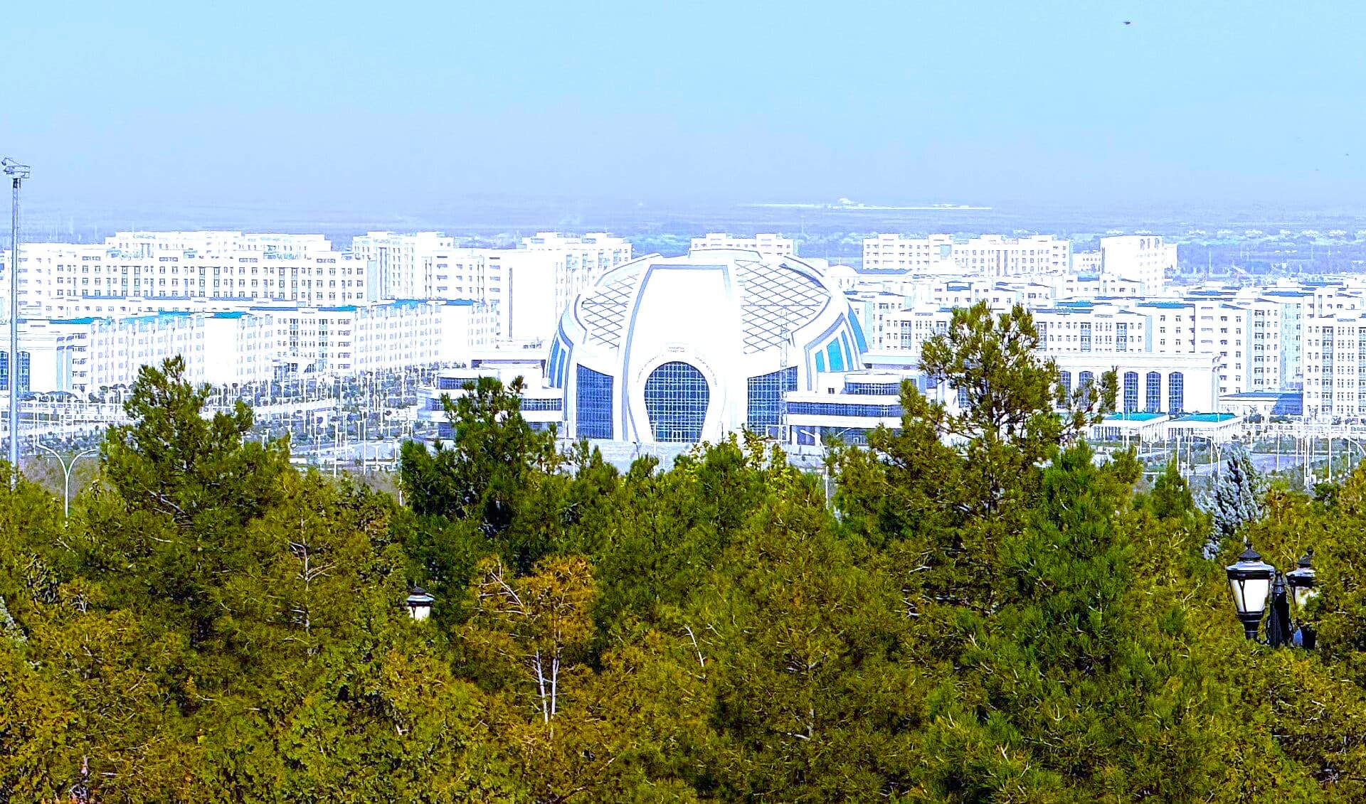 predsedatel-halk-maslahaty-oznakomilsya-s-sozdaniem-medicinskogo-klastera-v-gorode-arkadag