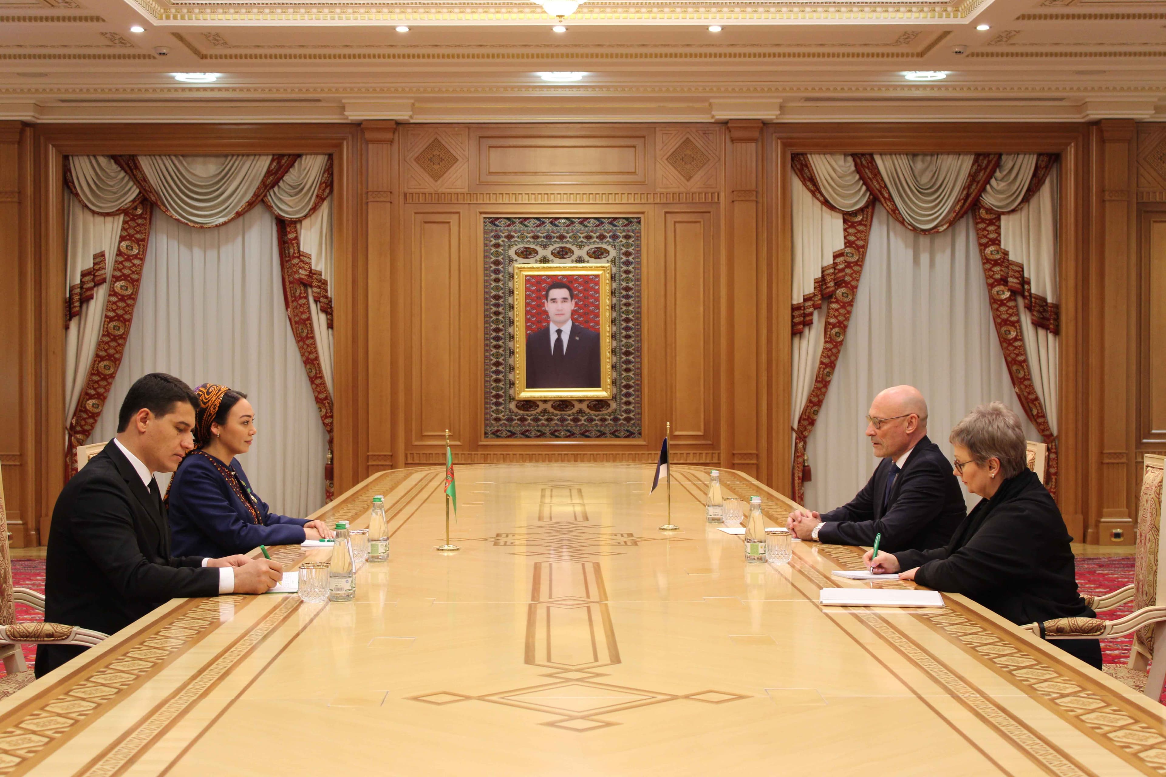 v-turkmenistane-akkreditovan-chrezvychajnyj-i-polnomochnyj-posol-estonskoj-respubliki