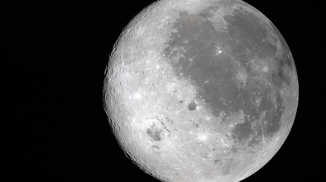 zemlyane-vpervye-za-polveka-uvideli-obratnuyu-storonu-luny
