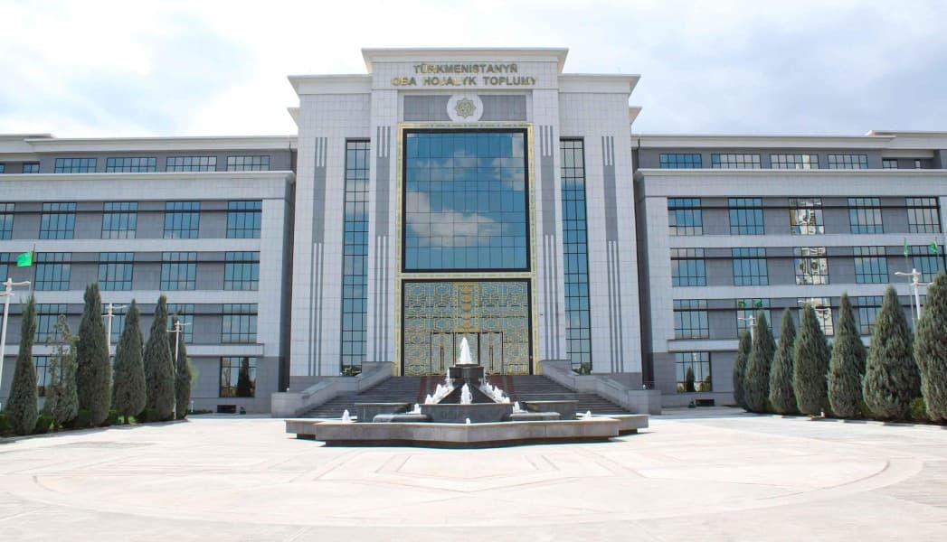 turkmen-entrepreneurs-sold-light-industry-and-agricultural-products