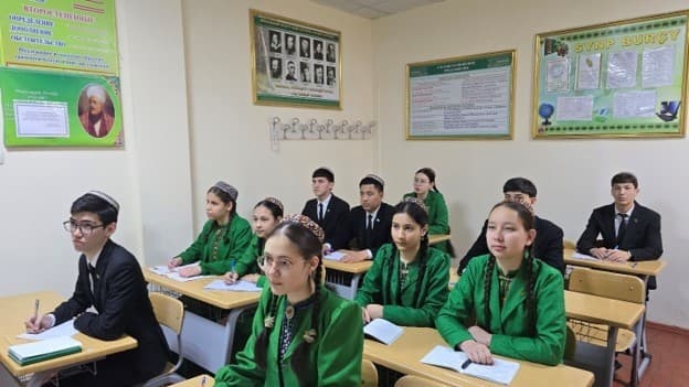 iuog-teachers-held-preparatory-classes-gifted-schoolchildren