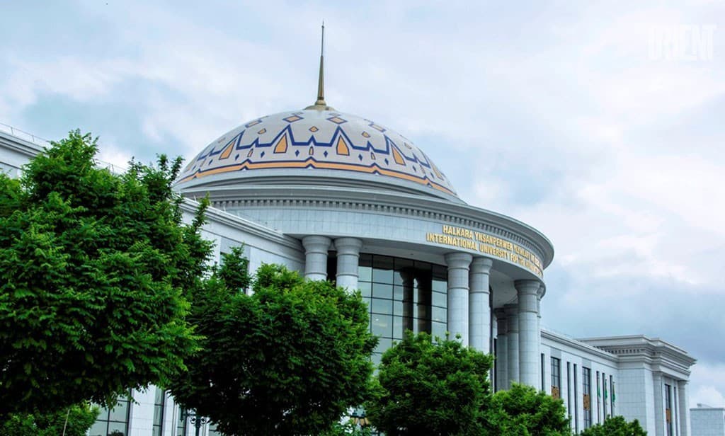 Scientists from CIS countries discuss a new format of the Silk Road