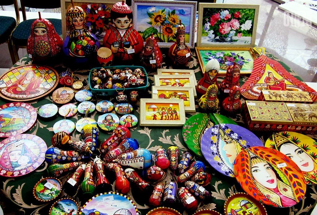 Oriental Art market: magic of creativity in the centre of the Turkmen capital