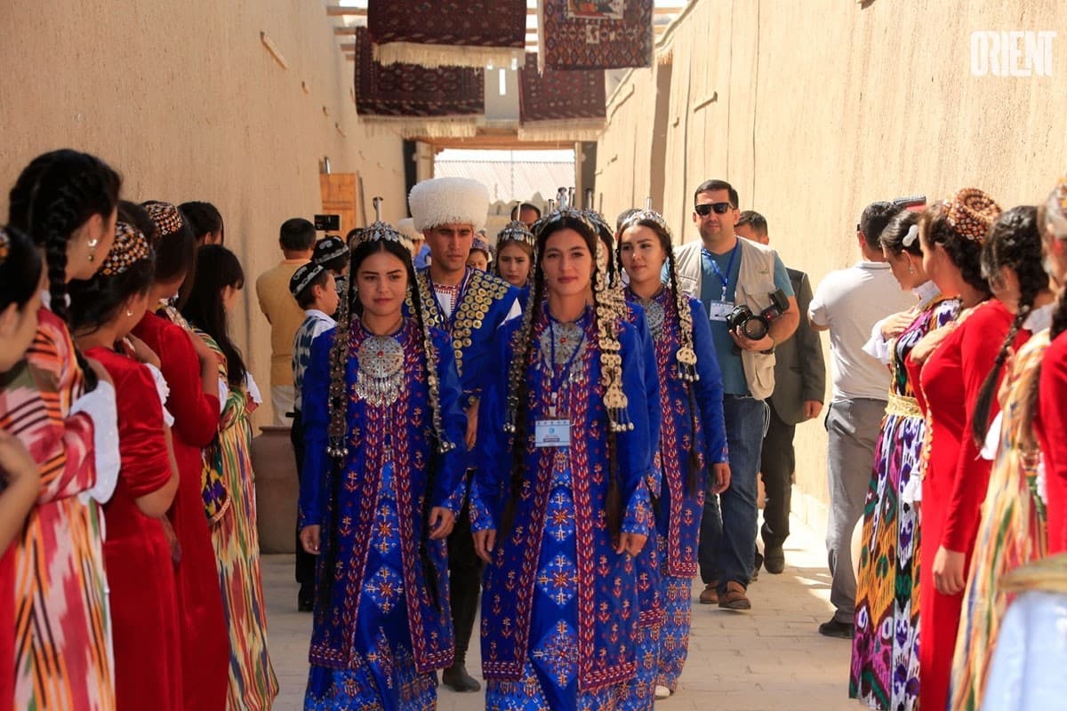 Khiva as a time machine, and Turkmen artists as a “decoy” for tourists