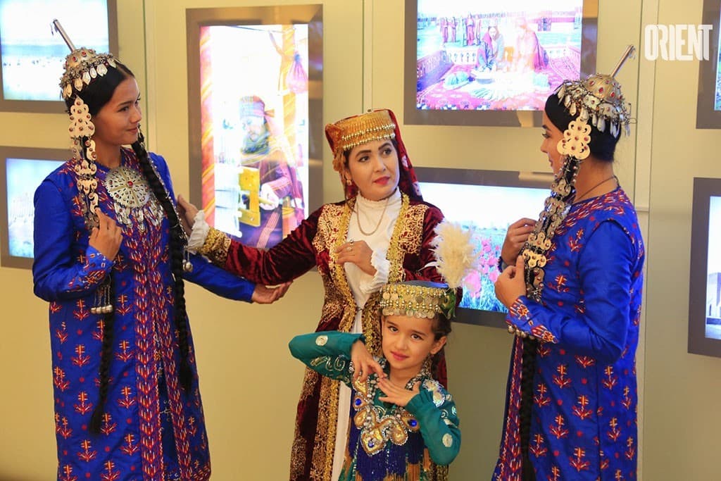 Turkmen Kushtdepdi and Uzbek Lyazgi – the art of recognizable gesture