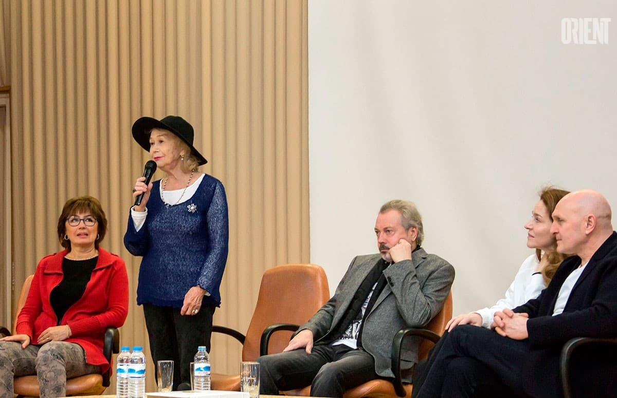 Russian actors held a “non-pedagogical” meeting with the students of Ashgabat School