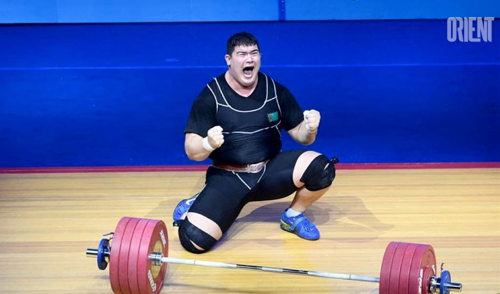 There is a gold medal at the Weightlifting Championship in Tashkent!