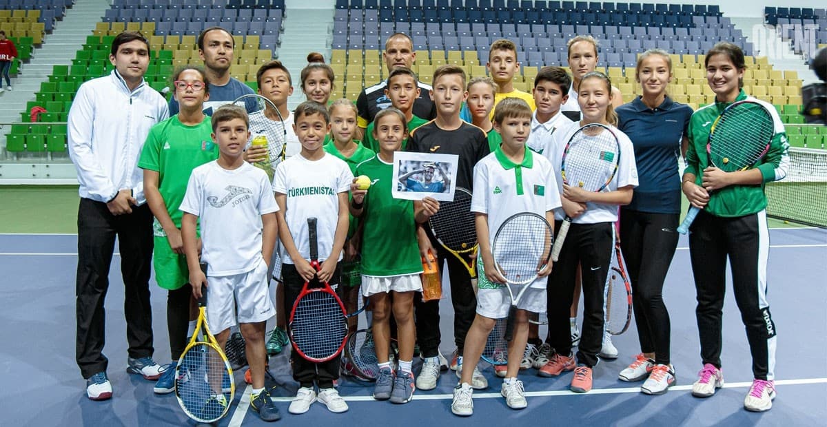The tennis camp invites young Ashgabat residents