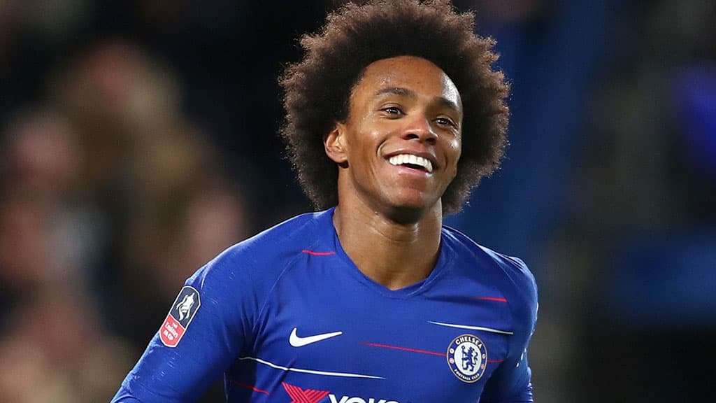Willian: Arsenal sign former Chelsea midfielder on free transfer