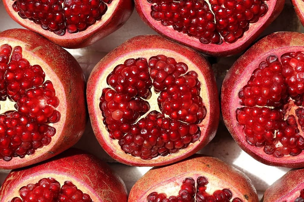 pomegranate-fruit-from-the-garden-of-eden