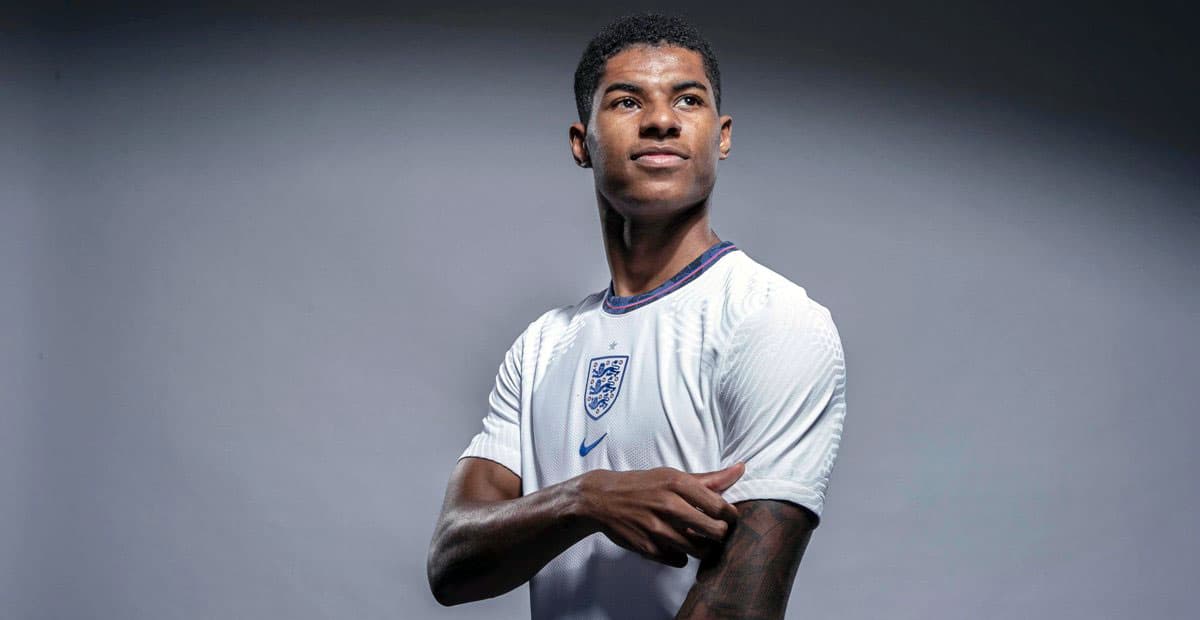 Manchester United footballer becomes a Knight of the Order of the British Empire