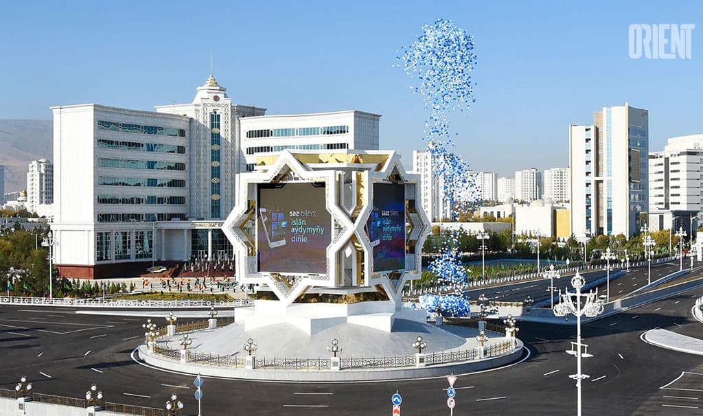 New buildings to decorate one of the central intersections of Ashgabat