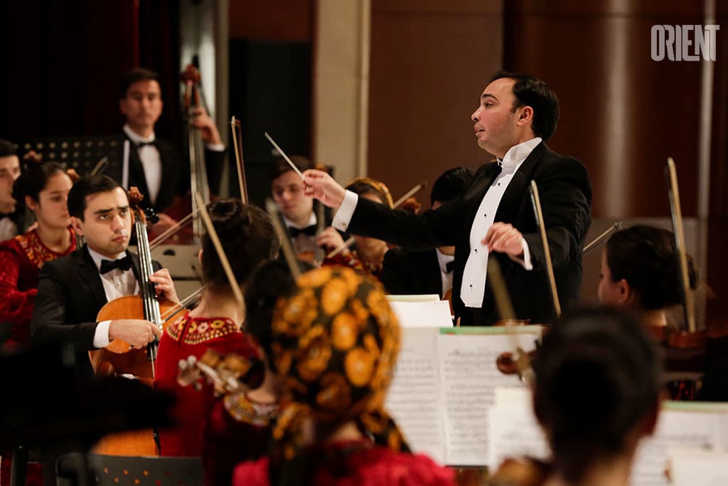 Online concert of the Galkynysh Turkmen-Austrian Orchestra was held in Ashgabat and Vienna