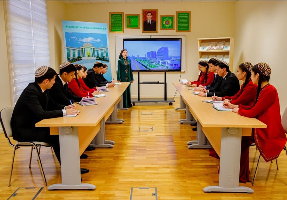 denze-cykalgasy-bolmadyk-osup-baryan-dowletlerin-awazada-boljak-iii-maslahaty-barada-okuw-sapagy-guraldy