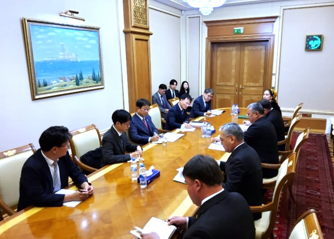 ashhabad-i-seul-prorabatyvayut-novye-proekty-i-zapusk-pryamogo-aviasoobshcheniya