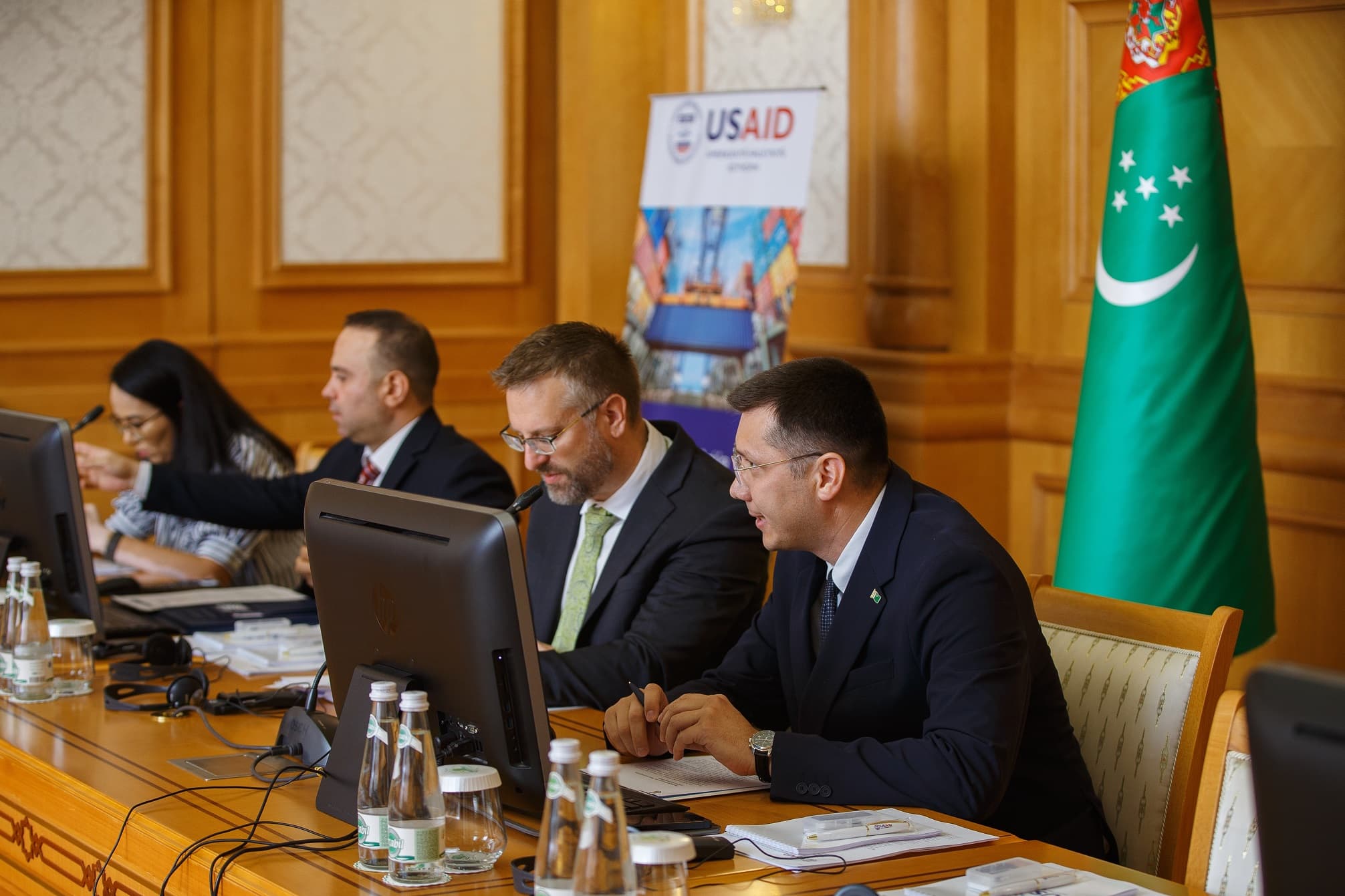 asgabatda-turkmenistanyn-bsg-na-gosulmagyna-tayyarlyk-bilen-baglanysykly-ykdysatcylar-ucin-okuw-kursy-gecirilyar