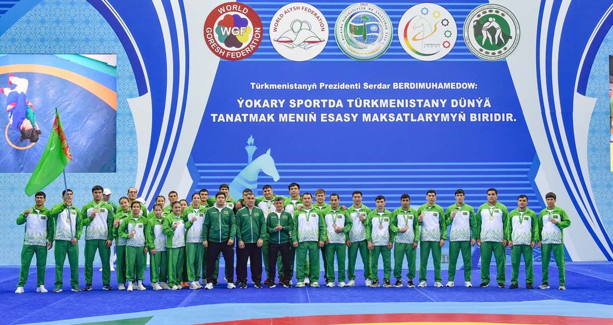v-ashhabade-uspeshno-proshel-mezhdunarodnyj-turnir-po-nacionalnoj-borbe-goresh-i-borbe-na-poyasah-alysh