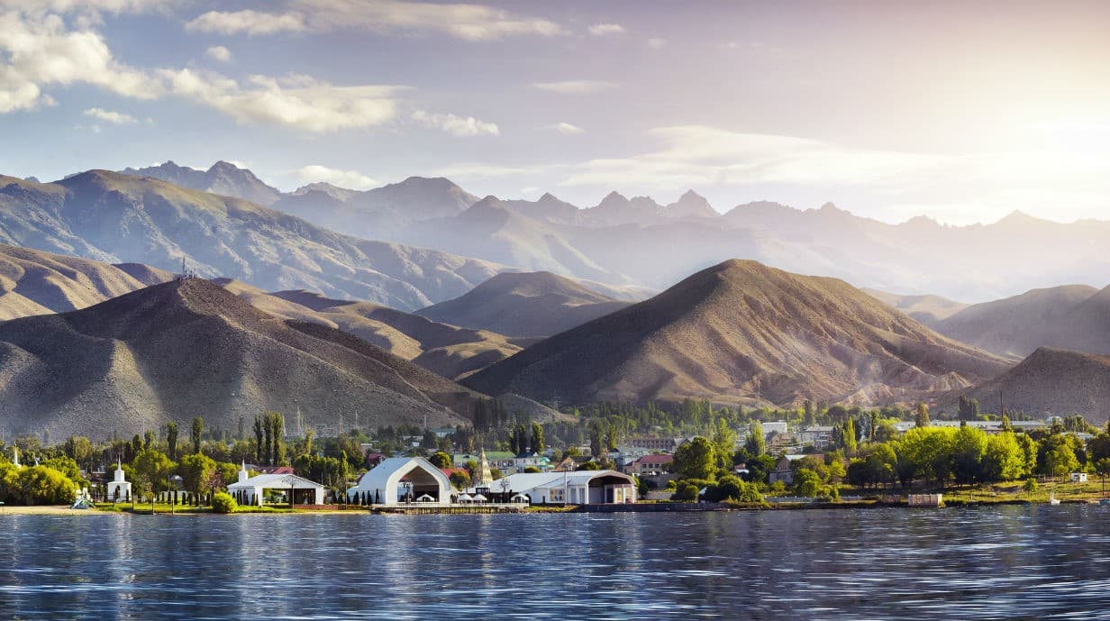 v-ashhabade-predstavili-turisticheskij-potencial-kyrgyzstana