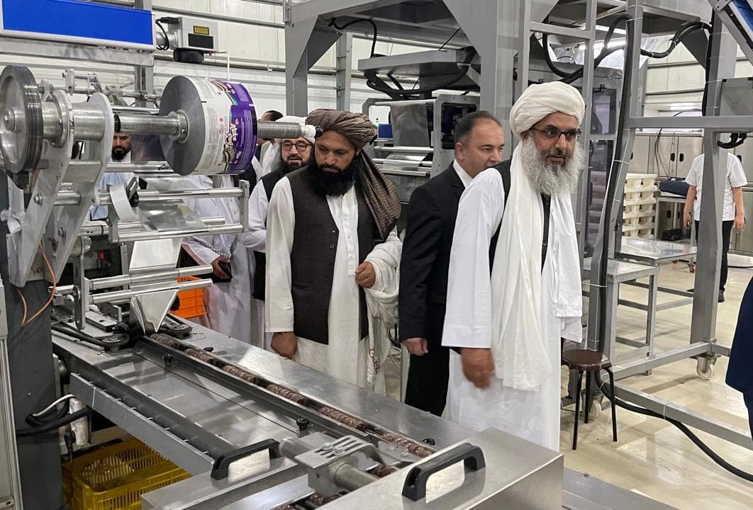 hyratdan-gelen-wekiliyet-turkmenistan-bilen-owganystan-serheyaka-hyzmatdaslygyny-guyclendirmek-isleyar