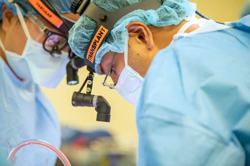 unique-lung-transplant-procedure-offers-hope-cancer-patients