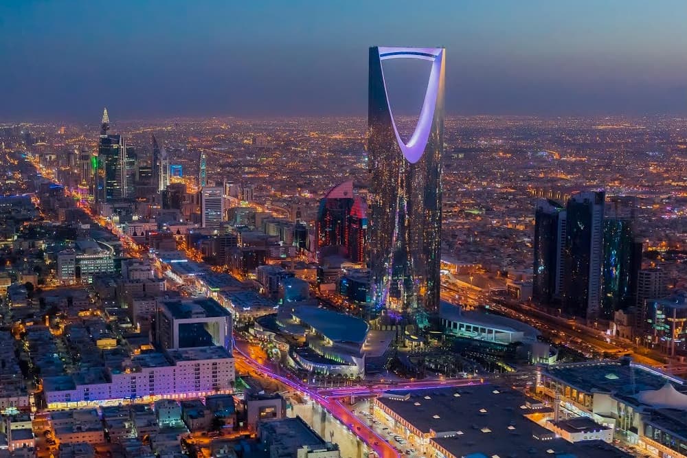 turkmenskaya-delegaciya-otpravilas-v-er-riyad-dlya-izucheniya-opyta-v-gradostroitelstve