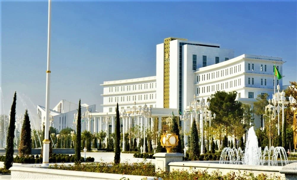 Strategiki başlangyçlar we halkara gatnaşyklar: Hökümet mejlisiniň esasy meseleleri