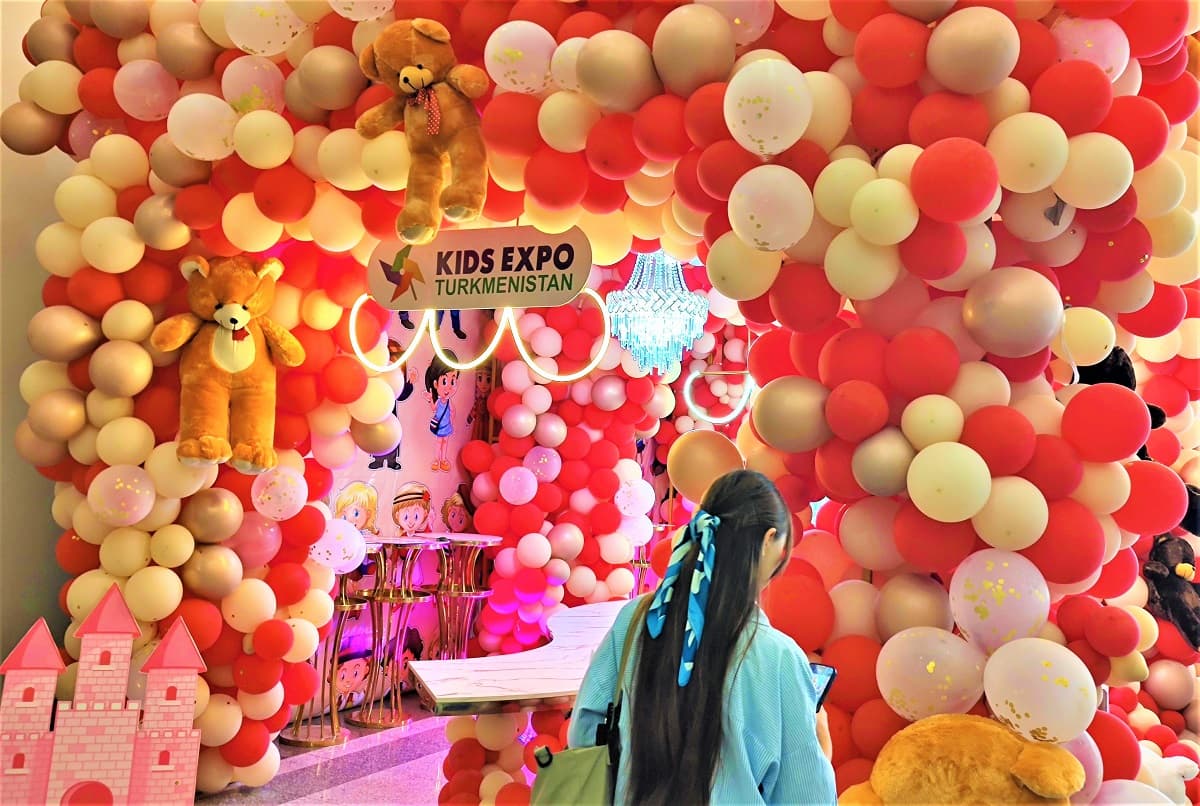 bright-finale-kids-expo-childrens-joy-component-economic-success