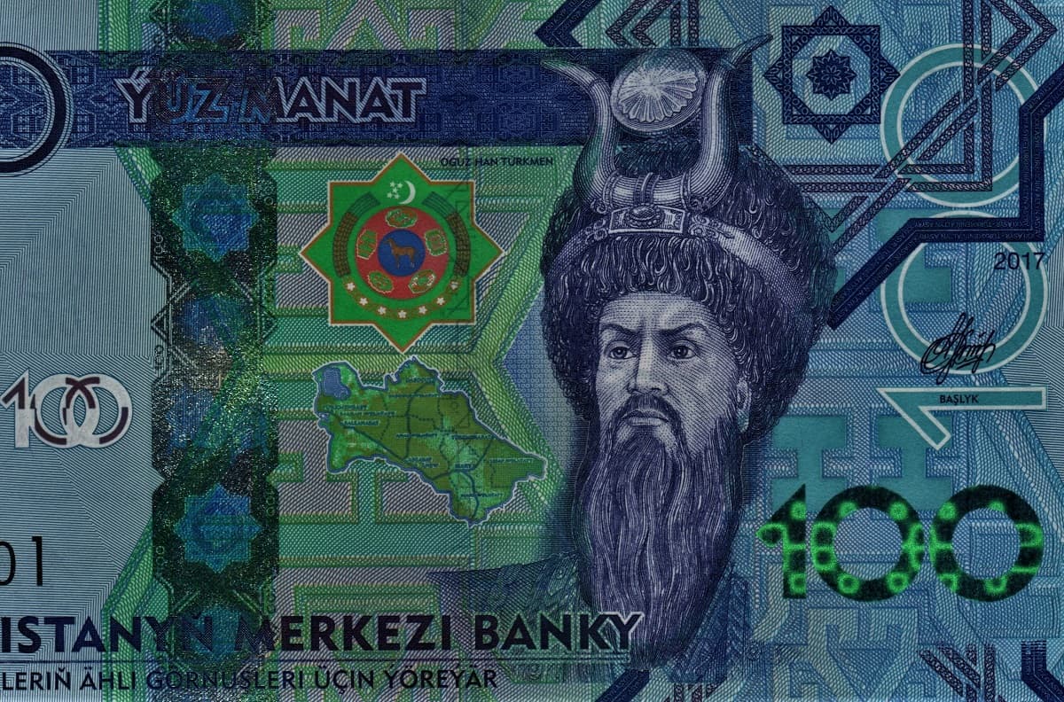 turkmenskiy-manat-32