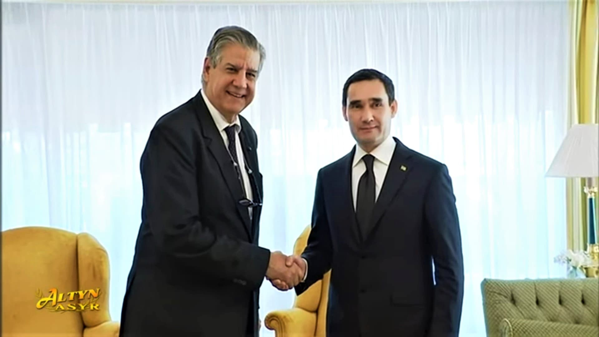 president-turkmenistan-met-head-italian-company-leonardo-sp
