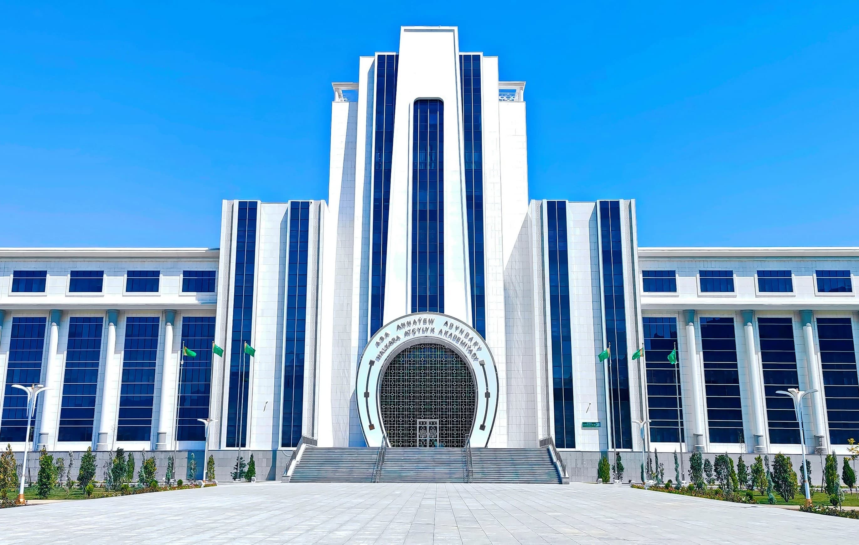 vuz-turkmenistan-ukraina-konevodstvo