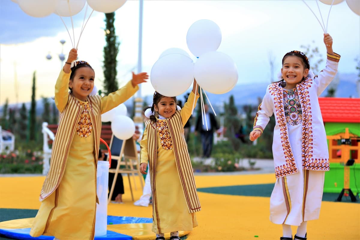 zabota-o-budushchem-fond-im-gurbanguly-berdymuhamedova