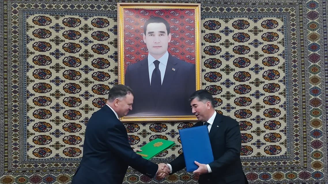 minsvyazi-turkmenistana-estonskaya-akademiya-elektronnogo-upravleniya-memorandum