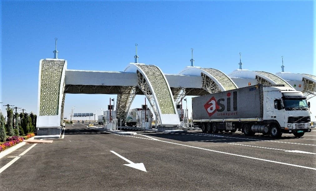 turkmenistan-lider-skorost-tamozhnya-tranzit