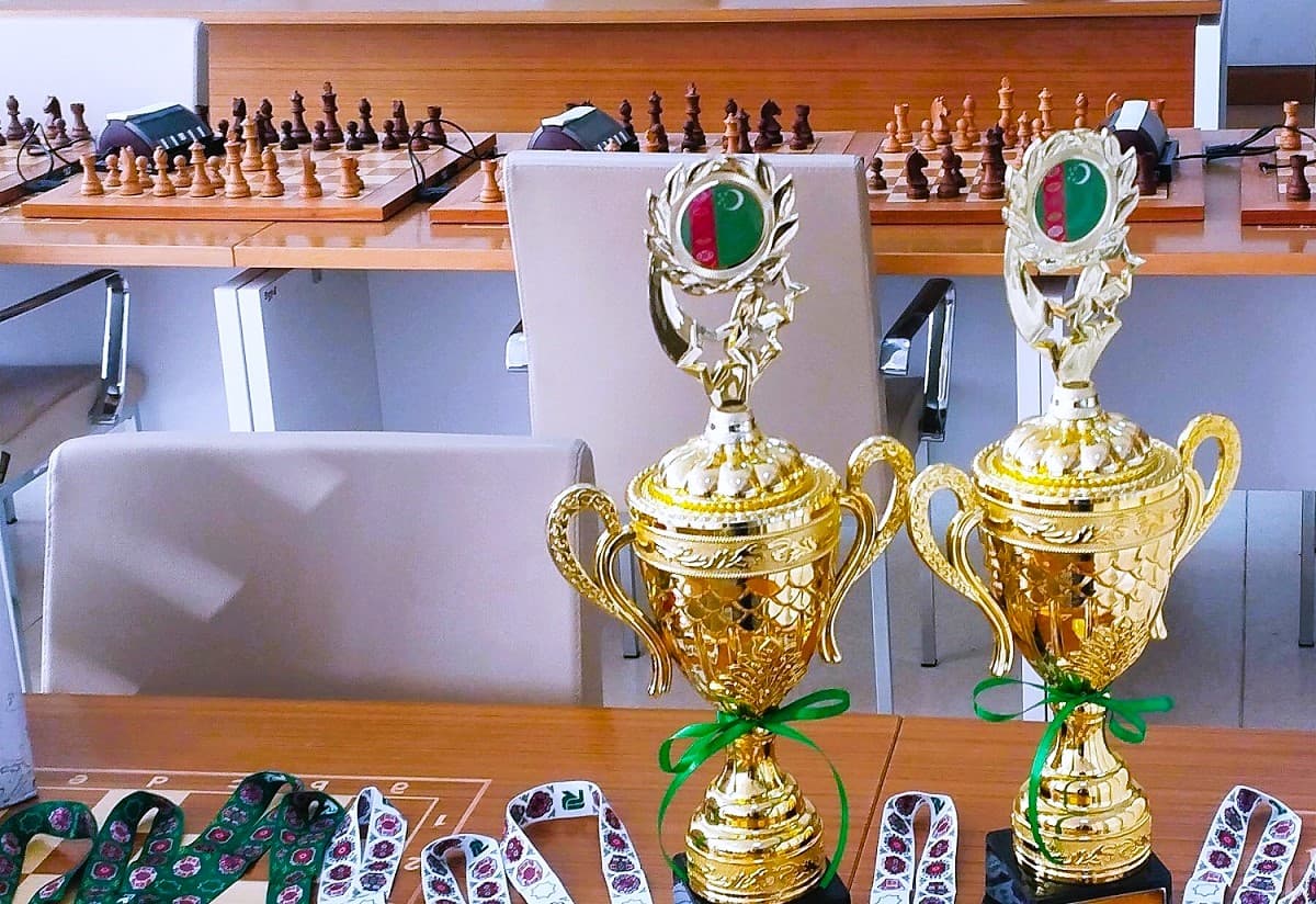 chess-turkmenistan-talents-professionals