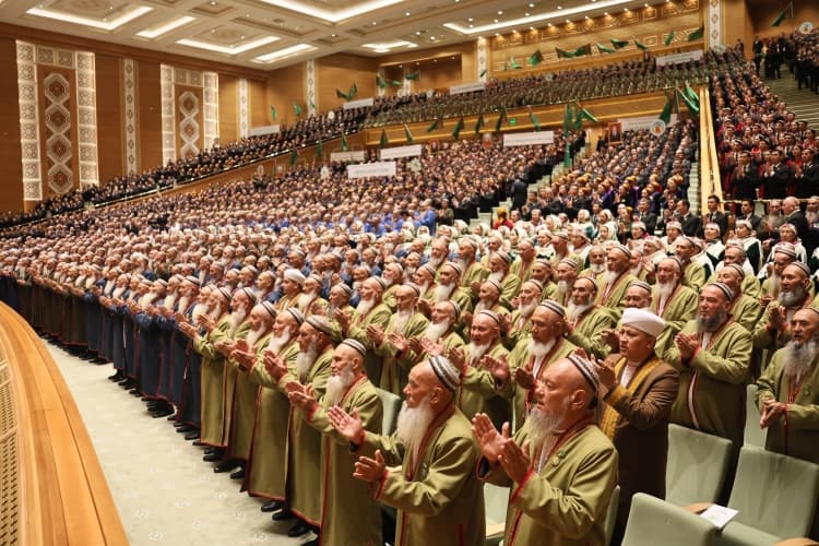 v-ashhabade-sostoyalos-zasedanie-halk-maslahaty-turkmenistana