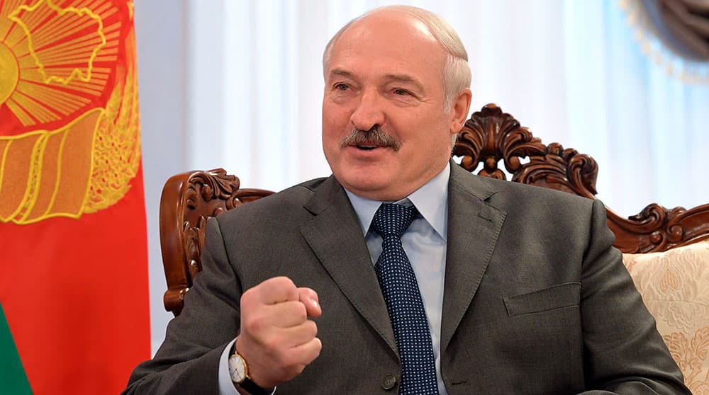 В мире: Назарбаев вылечился от коронавируса, а Лукашенко заявил о победе над СОVID-19