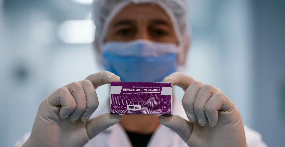В мире: США скупили 90% препарата от COVID-19, а ученые нашли еще более эффективное средство