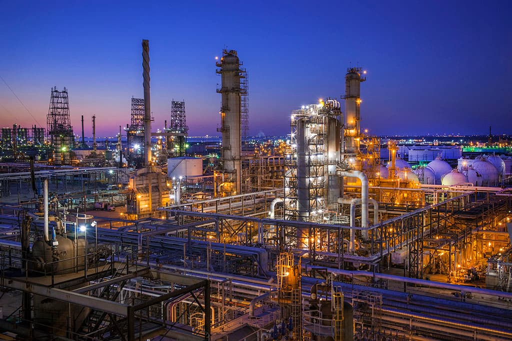 Ашхабад и Манама готовы расширить диалог в сферах энергетики и газохимии