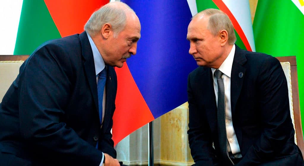 В мире: Путин поддержал Лукашенко, а Трамп и Байден обменялись ударами на фоне пожаров