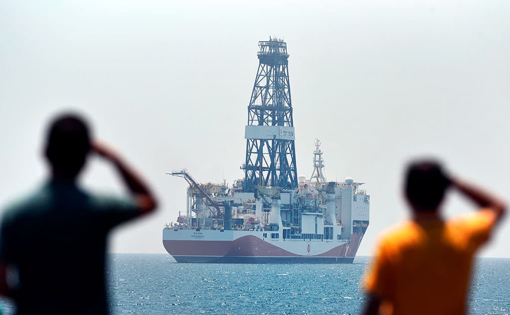 Эрдоган обещает начать добычу газа в Черном море к 2023 году