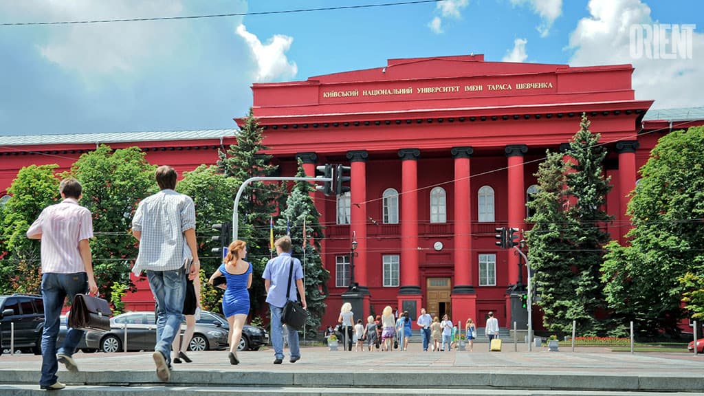 Туркменистан на четвертом месте по числу студентов в вузах Украины