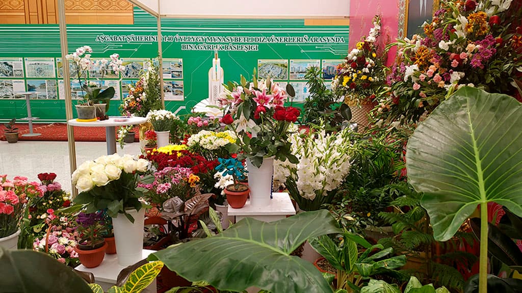 vystavka-belyj-gorod-ashhabad-otrazila-perspektivy-razvitiya-stolicy