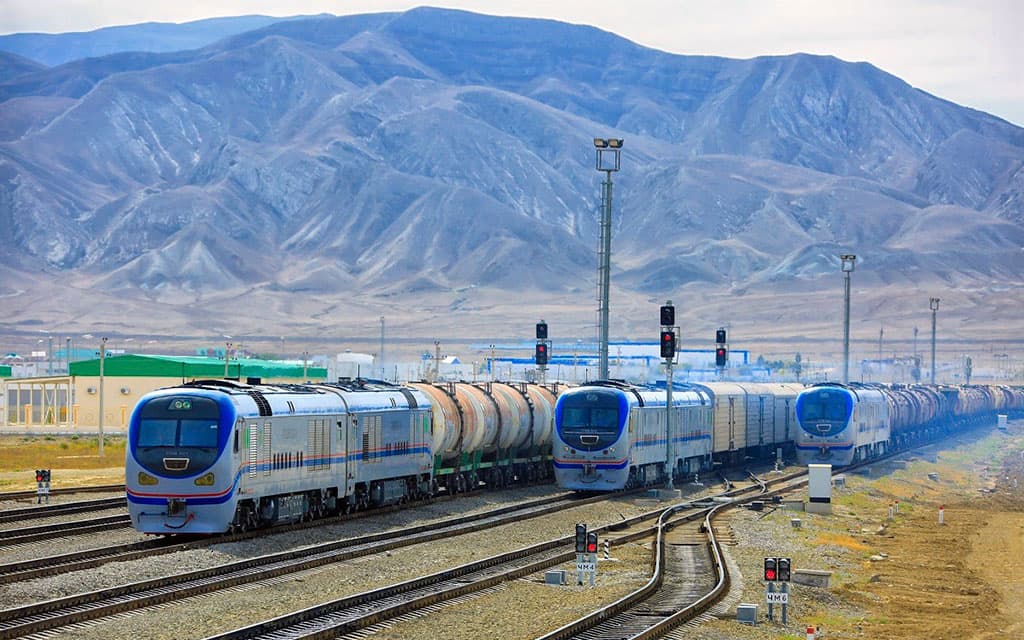 iran-i-kyrgyzstan-dogovorilis-otkryt-transportnyj-koridor-cherez-turkmenistan