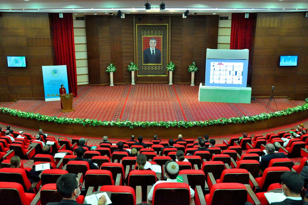 v-imo-mid-turkmenistana-lekciya-prezidenta-kak-posyl-budushchim-diplomatam