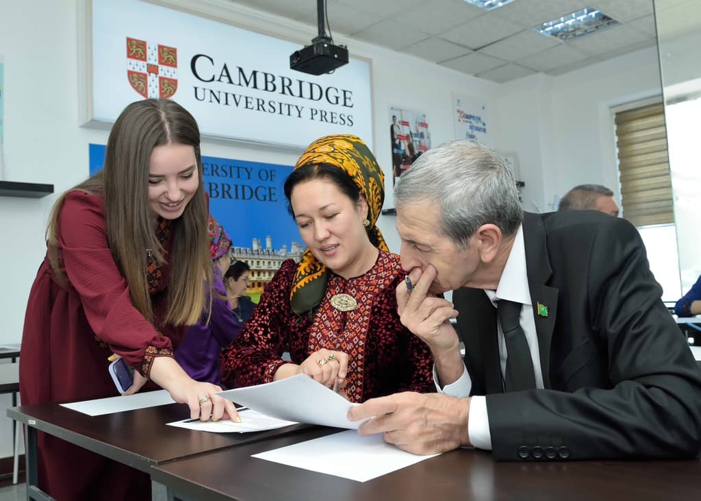 The private education centre took part in the organization of training for the Cambridge method of teaching English