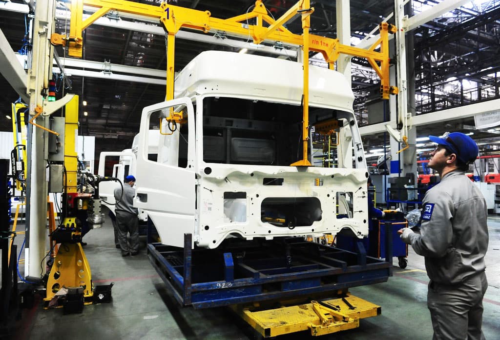 turkmenistan-naladit-proizvodstvo-spectehniki-kamaz