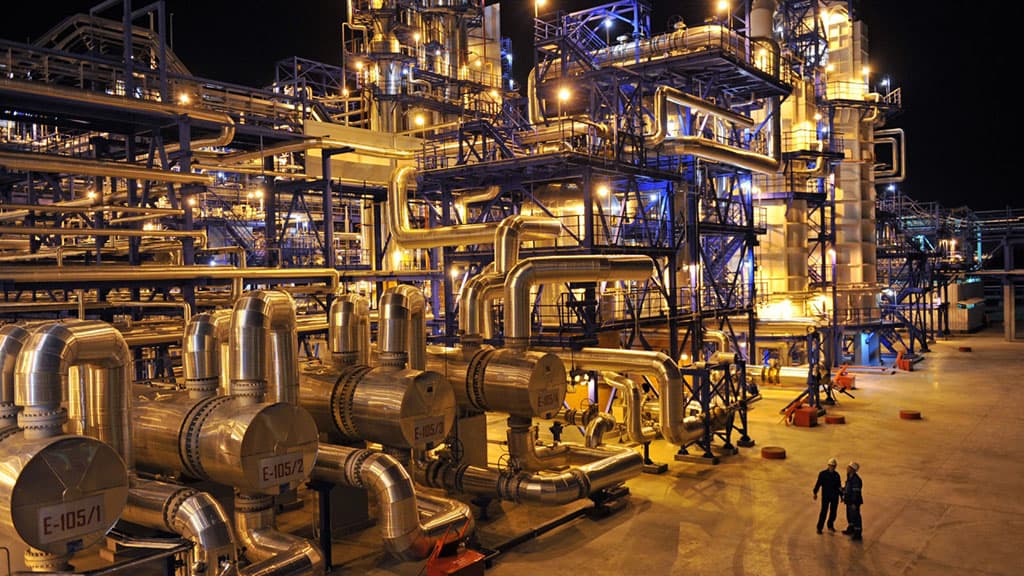 Gazpromneft welcomes Turkmenbashi complex of oil refineries as a customer of new refining catalysts