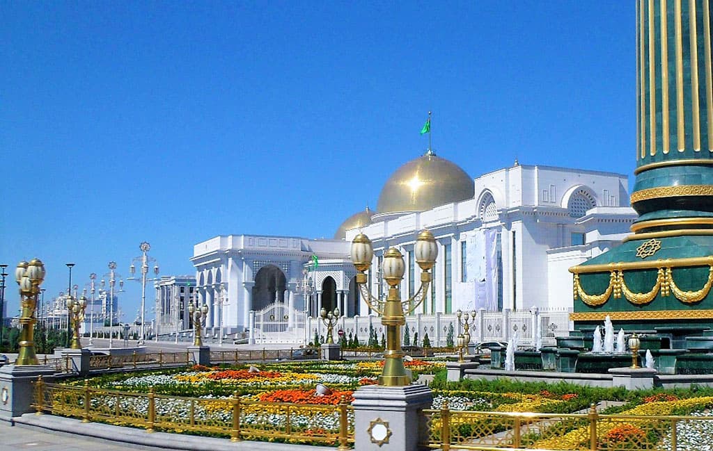 prezident-turkmenistana-obyavil-vygovory-ryadu-rukovoditelej2