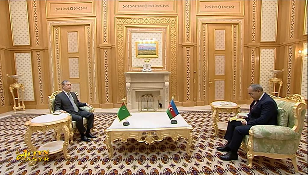 prezident-turkmenistana-vstretilsya-s-glavoj-minekonomiki-azerbajdzhana